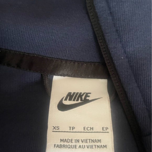 WOMENS XS NAVY BLUE NIKE TECH - Picture 3 of 3